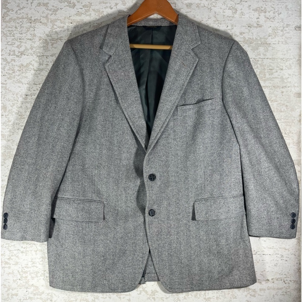 STRATHMORE Gray Cashmere Blazer Herringbone Length 42.5", Pit to pit 24"